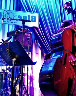 The Annual Holiday Sing-Along with Dan Chouinard