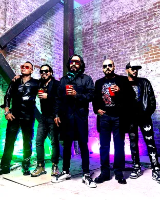 Los Inquietos Del Norte