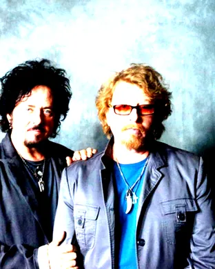 Toto, Christopher Cross & The Romantics