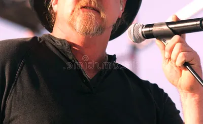 Trace Adkins
