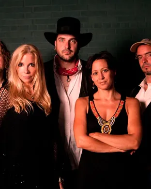 Tusk - Tribute To Fleetwood Mac